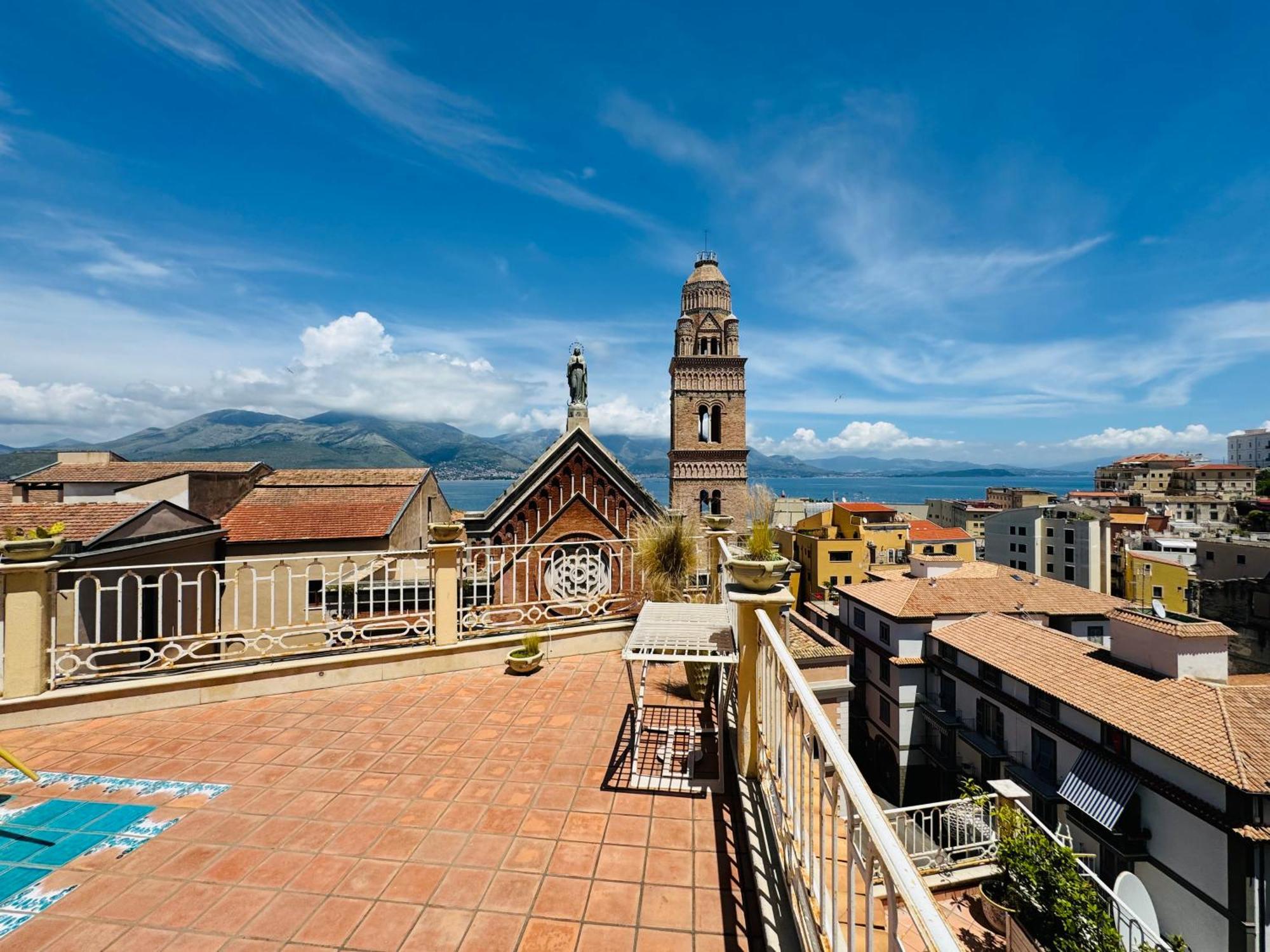 La Gaetana Bed & Breakfast Exterior photo